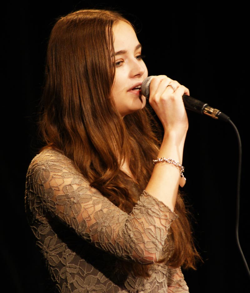 Magdalena Kocoń - Wyróżnienie w kategorii "Poezja śpiewana"