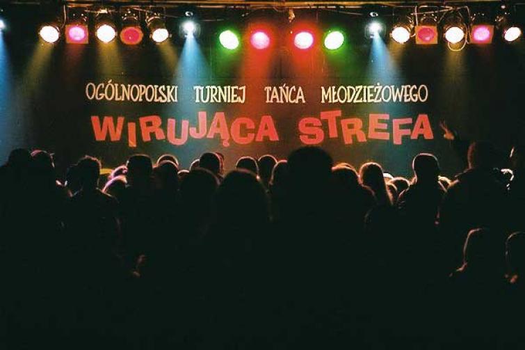 Wirująca Strefa 2003